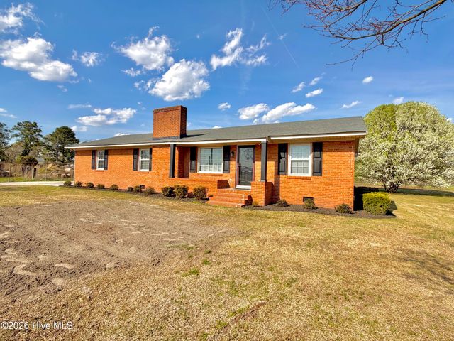 216 Collier Loftin Road, Kinston, NC 28504