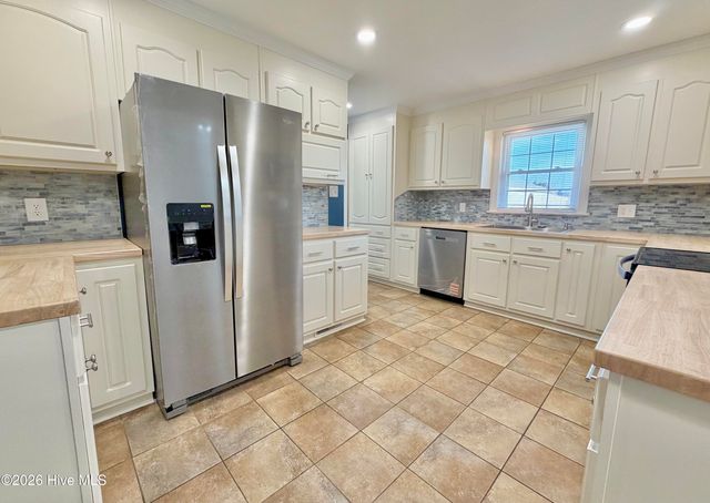 216 Collier Loftin Road, Kinston, NC 28504