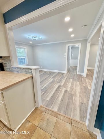 216 Collier Loftin Road, Kinston, NC 28504