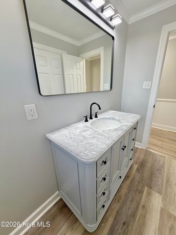 216 Collier Loftin Road, Kinston, NC 28504