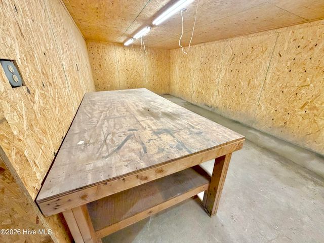 216 Collier Loftin Road, Kinston, NC 28504