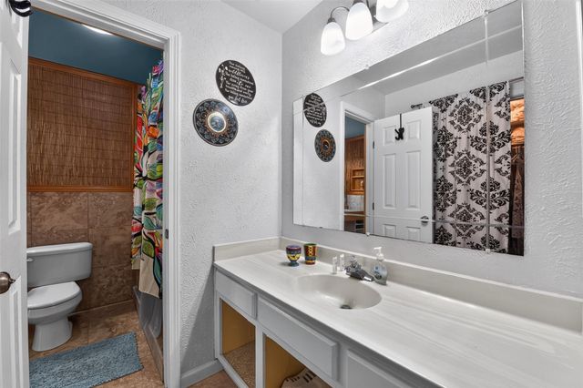 11024 Meadow Rue Street, The Woodlands, TX 77380