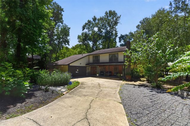 11024 Meadow Rue Street, The Woodlands, TX 77380