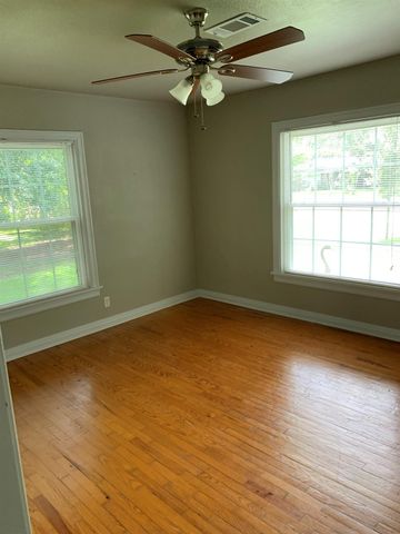 406 Avondale Street, League City, TX 77573