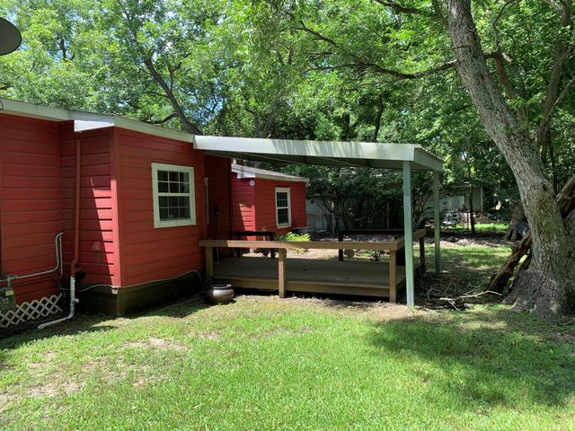 406 Avondale Street, League City, TX 77573