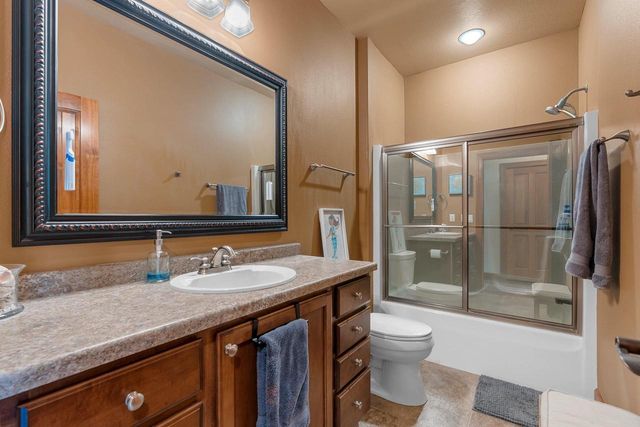 1055 ZACHER DRIVE, Oshkosh, WI 54901