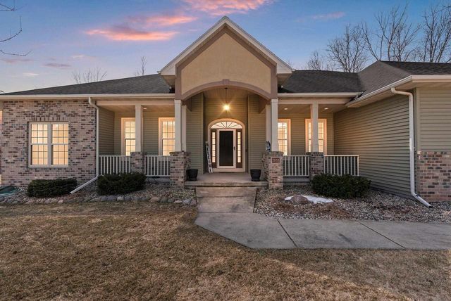 1055 ZACHER DRIVE, Oshkosh, WI 54901