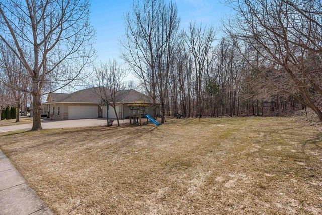 1055 ZACHER DRIVE, Oshkosh, WI 54901
