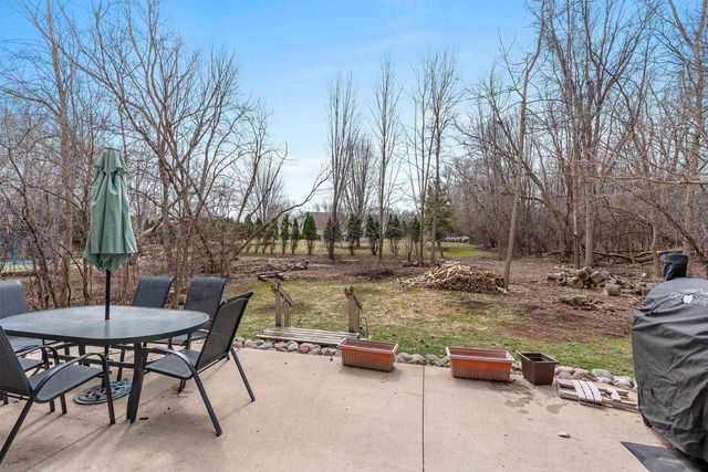 1055 ZACHER DRIVE, Oshkosh, WI 54901