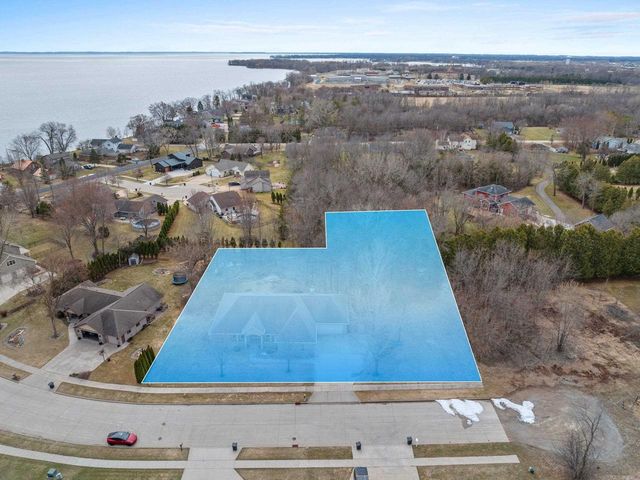 1055 ZACHER DRIVE, Oshkosh, WI 54901