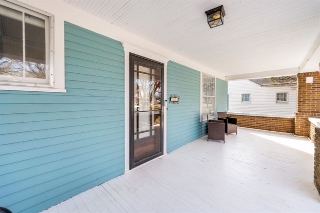 224 N 1st St., Lindsborg, KS 67456