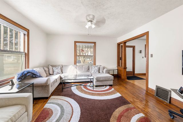 224 N 1st St., Lindsborg, KS 67456