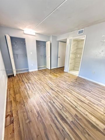 6045 NW 186th St 115, Hialeah, FL 33015