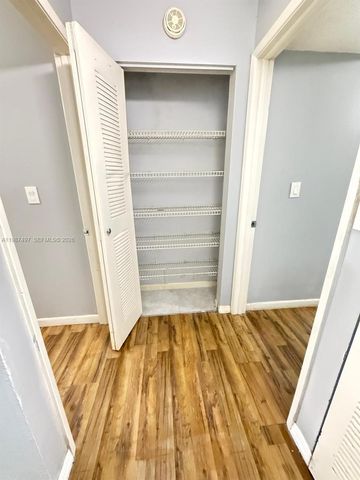 6045 NW 186th St 115, Hialeah, FL 33015