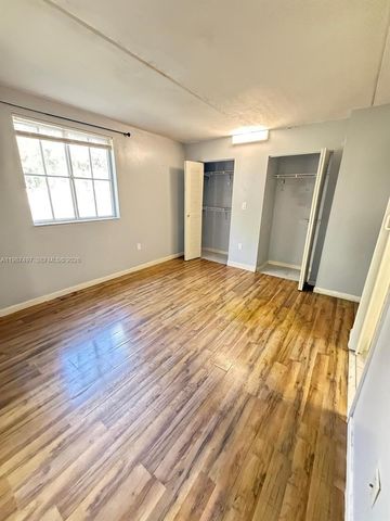 6045 NW 186th St 115, Hialeah, FL 33015