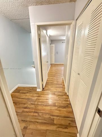 6045 NW 186th St 115, Hialeah, FL 33015