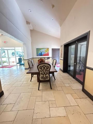 6045 NW 186th St 115, Hialeah, FL 33015