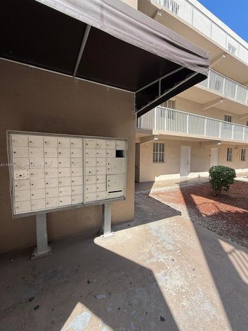 6045 NW 186th St 115, Hialeah, FL 33015