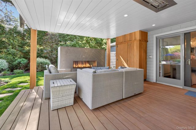 95 Tyrone Drive, East Hampton, NY 11937