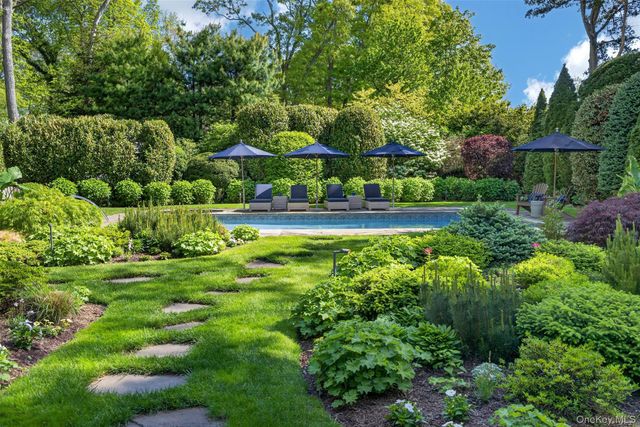 95 Tyrone Drive, East Hampton, NY 11937