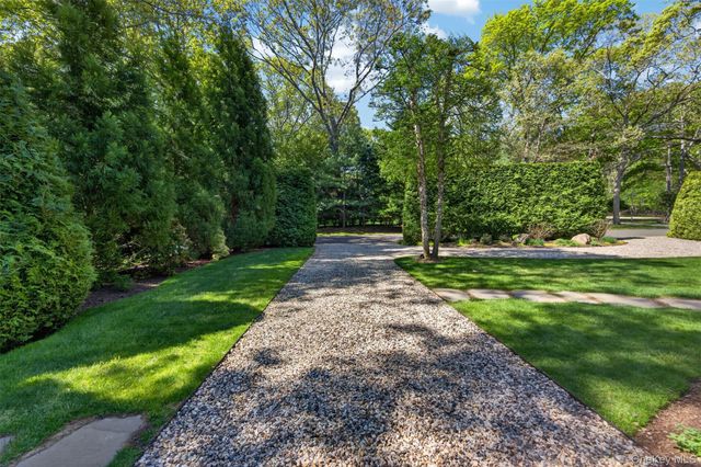 95 Tyrone Drive, East Hampton, NY 11937