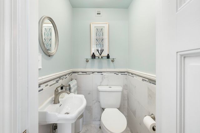144 Woodland Rd, Woonsocket, RI 02895