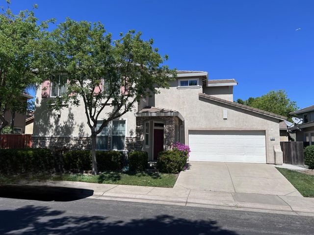 132 Dragonfly Cir, Sacramento, CA 95834
