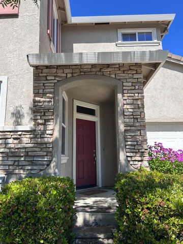 132 Dragonfly Cir, Sacramento, CA 95834