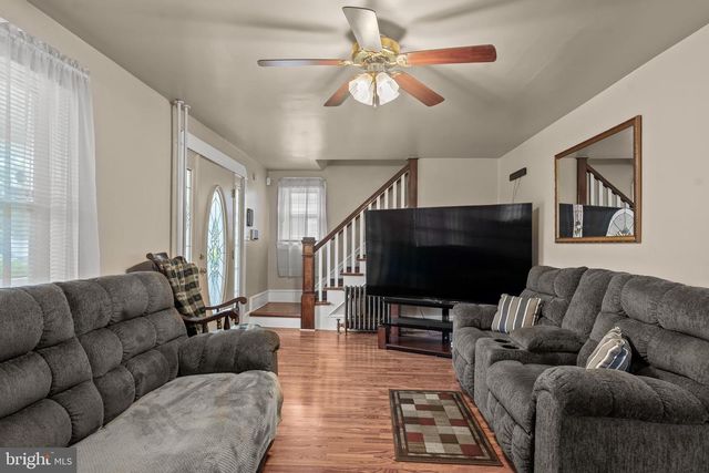 8 ILLINOIS, Burlington Township, NJ 08016