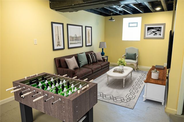 567 Duncan Ave, City Of Washington, PA 15301