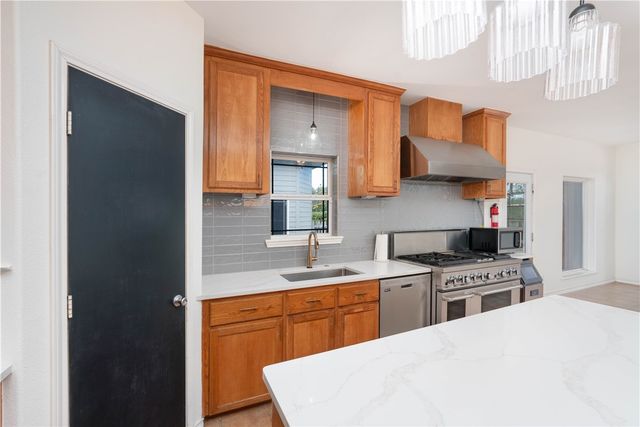 1034 Graham, Corpus Christi, TX 78418