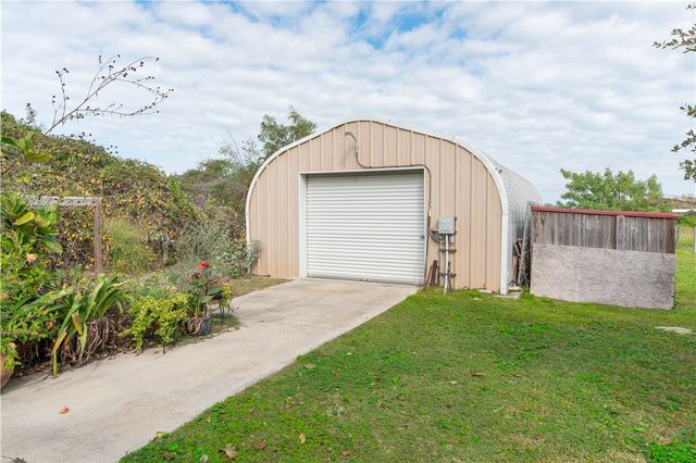 1034 Graham, Corpus Christi, TX 78418