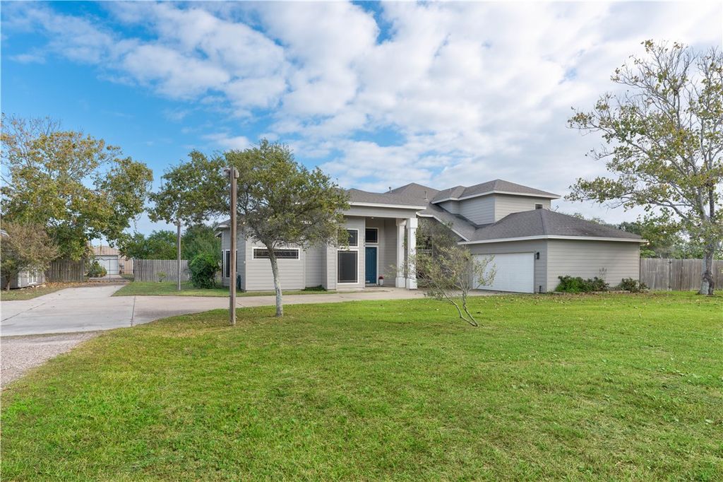 1034 Graham, Corpus Christi, TX 78418