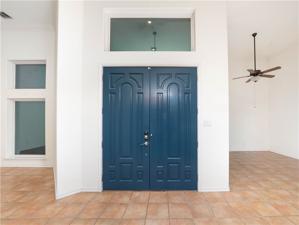 1034 Graham, Corpus Christi, TX 78418 — photo 4