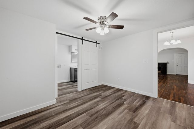 608 S Loving Avenue, Sherman, TX 75090