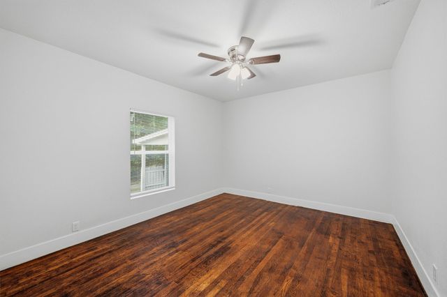 608 S Loving Avenue, Sherman, TX 75090