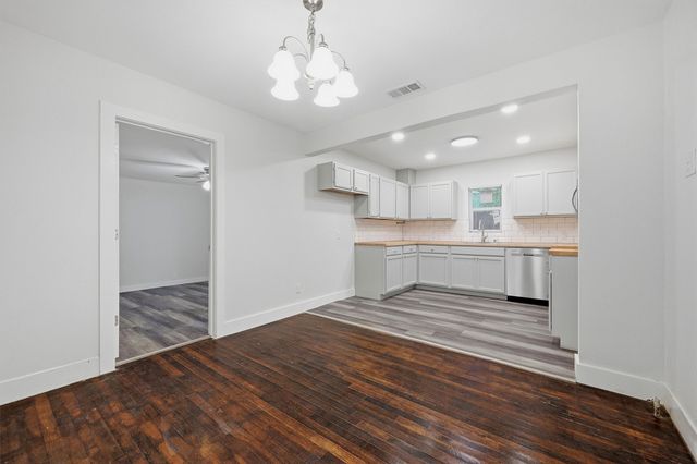 608 S Loving Avenue, Sherman, TX 75090