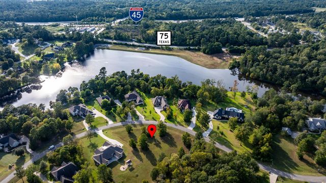 14626 Diamond Shores, Willis, TX 77378
