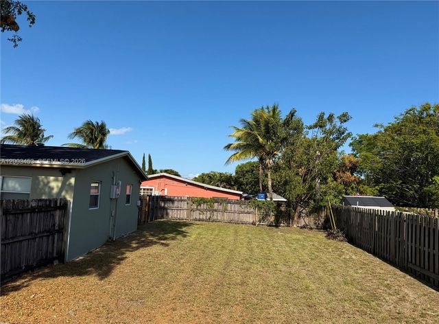 6290 NW 14th St 6290, Sunrise, FL 33313