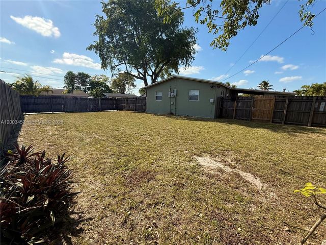 6290 NW 14th St 6290, Sunrise, FL 33313