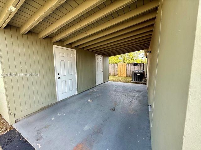 6290 NW 14th St 6290, Sunrise, FL 33313