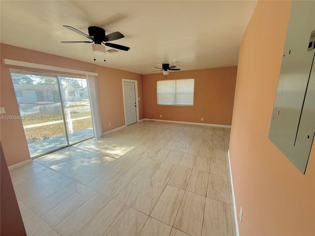 6290 NW 14th St 6290, Sunrise, FL 33313