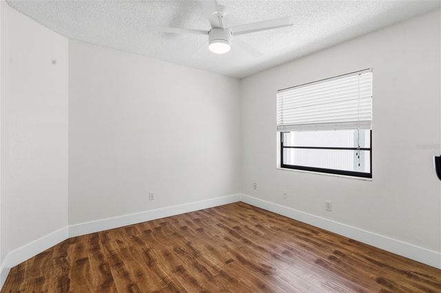 9507 CAMDEN HILL COURT, Tampa, FL 33615