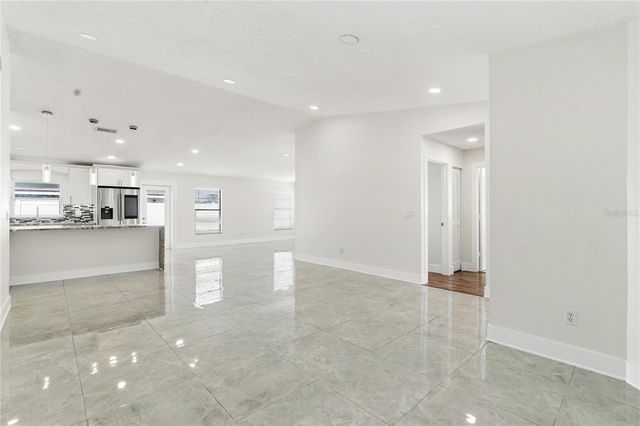 9507 CAMDEN HILL COURT, Tampa, FL 33615