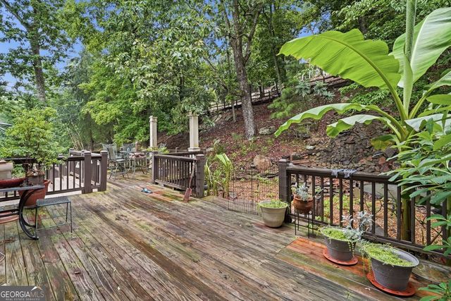 930 Lake Arrowhead Drive, Waleska, GA 30183