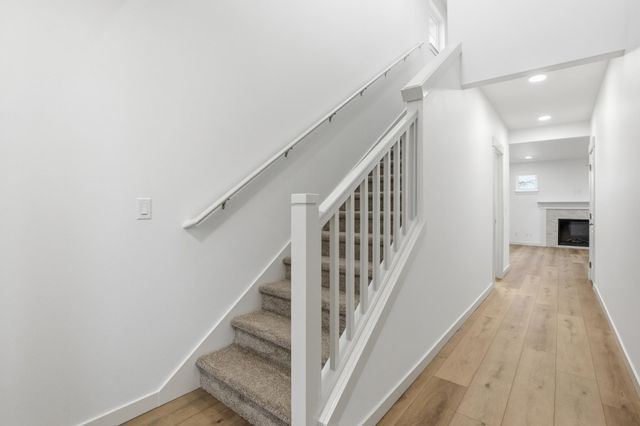 316 N Viewmont Ct, Greenacres, WA 99016