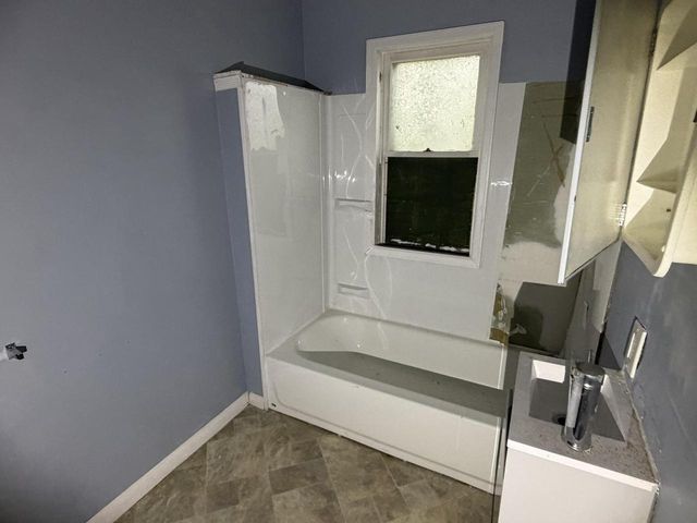 5742 N 43rd STREET, Milwaukee, WI 53209