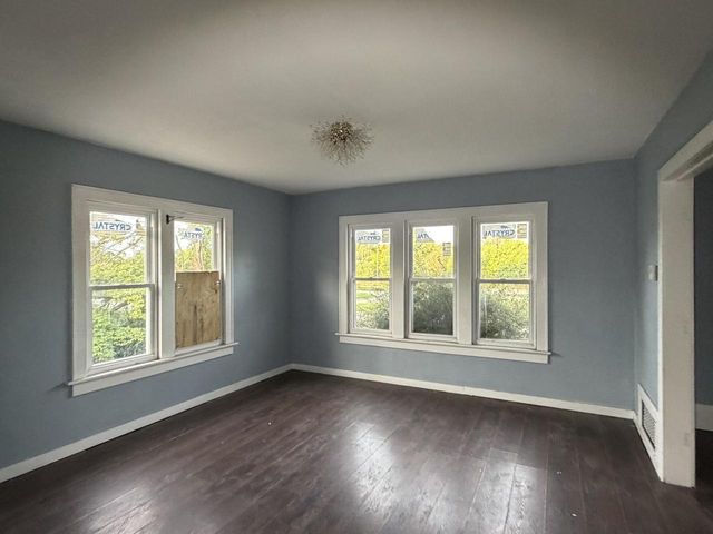 5742 N 43rd STREET, Milwaukee, WI 53209