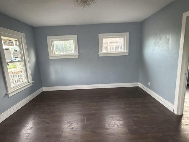 5742 N 43rd STREET, Milwaukee, WI 53209