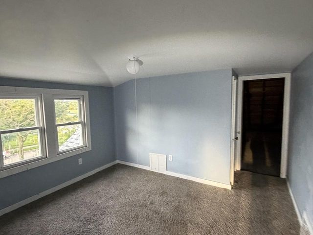 5742 N 43rd STREET, Milwaukee, WI 53209